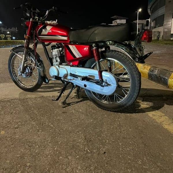 Honda CG125 10