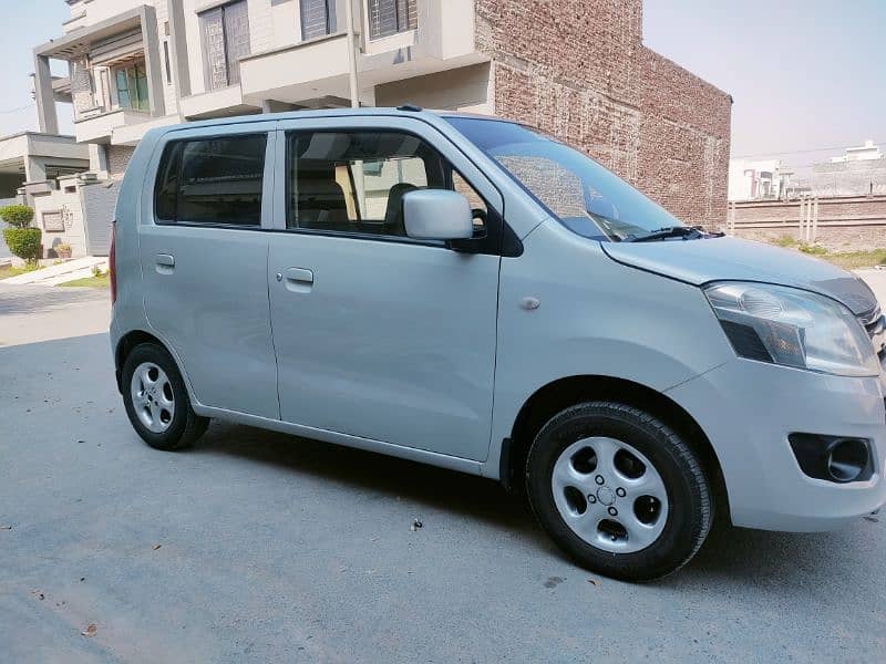 Suzuki Wagon R 2018 1