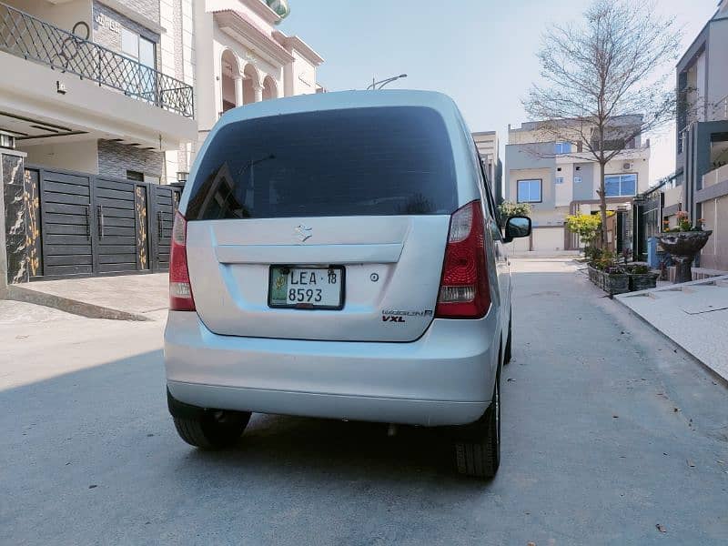 Suzuki Wagon R 2018 12