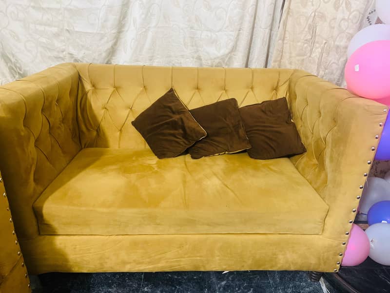 6 seater sofa set 39,999 only 3 month use 0