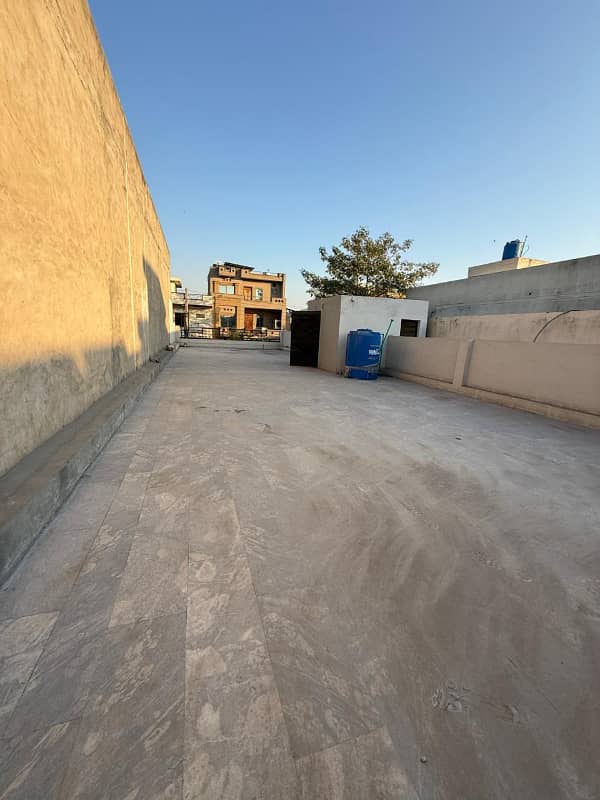 10 Marla Brand New Single Story House Urgent For Sale in sabzazar 8