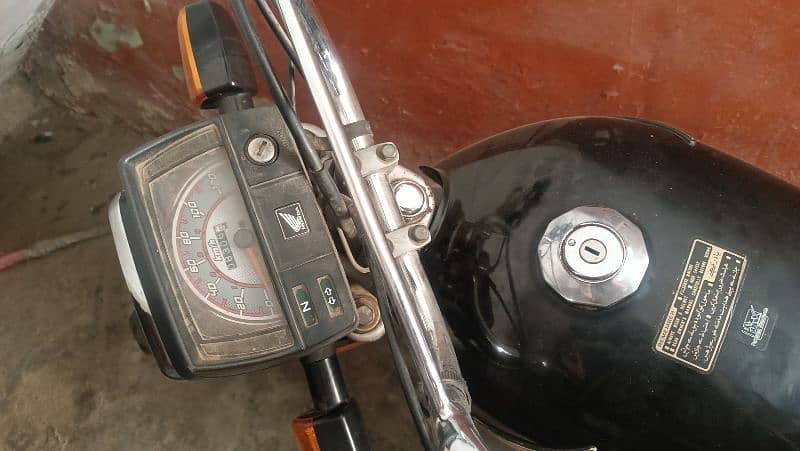 Honda CD 70 model 2023 original condition 6