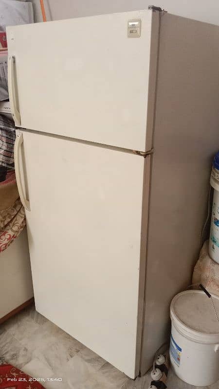 Refrigerator duba model White colour ok set 1