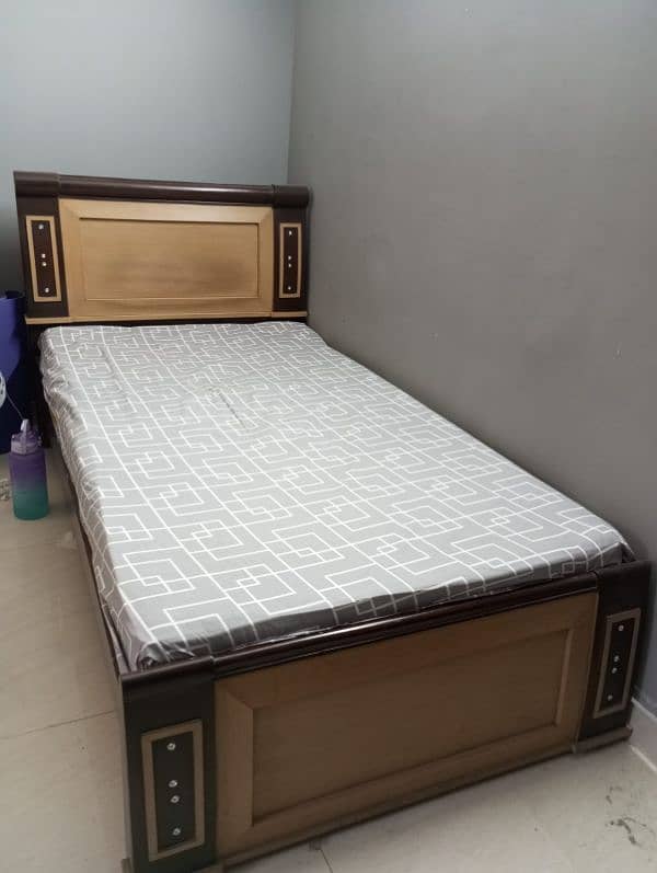 Single bed mattress 0