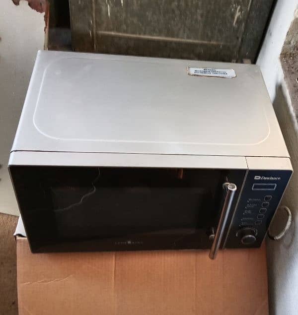 microwave used Dawlance working condition 2