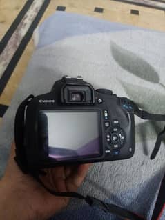 DSLR camera