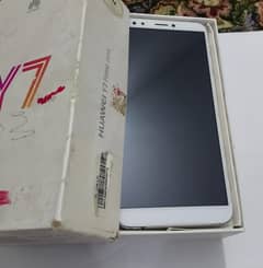 Huawei y7 prime 2018 3gb , 32gb 8.5/10 with BOX