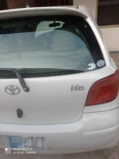 Toyota Vitz 2005 Pearl White