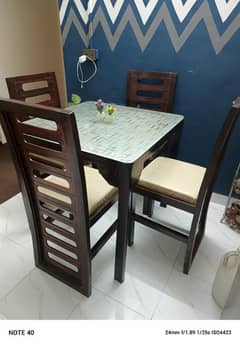 4 seater dinning