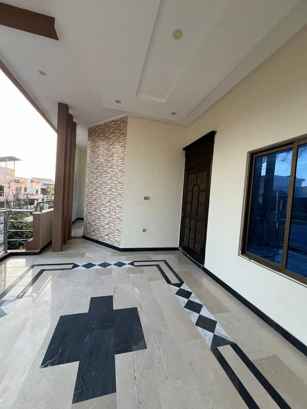 D17/2 MVHS B Block Double Storey House Available For Sale 22