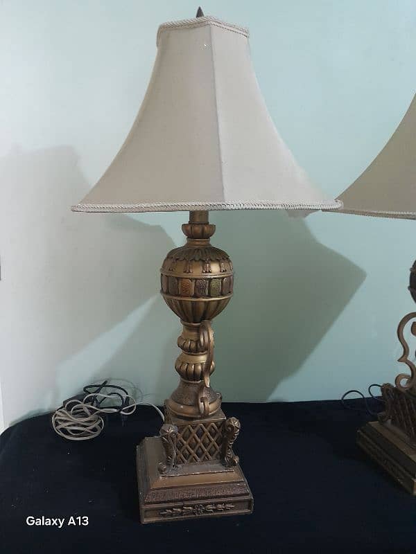 fancy and antique lamp set 3