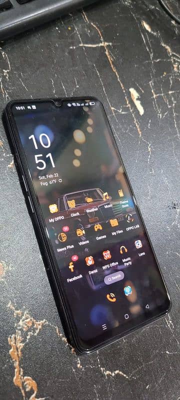 Oppo F 17 1