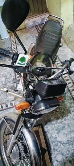 honda CG 125 bilkul okay lush condition