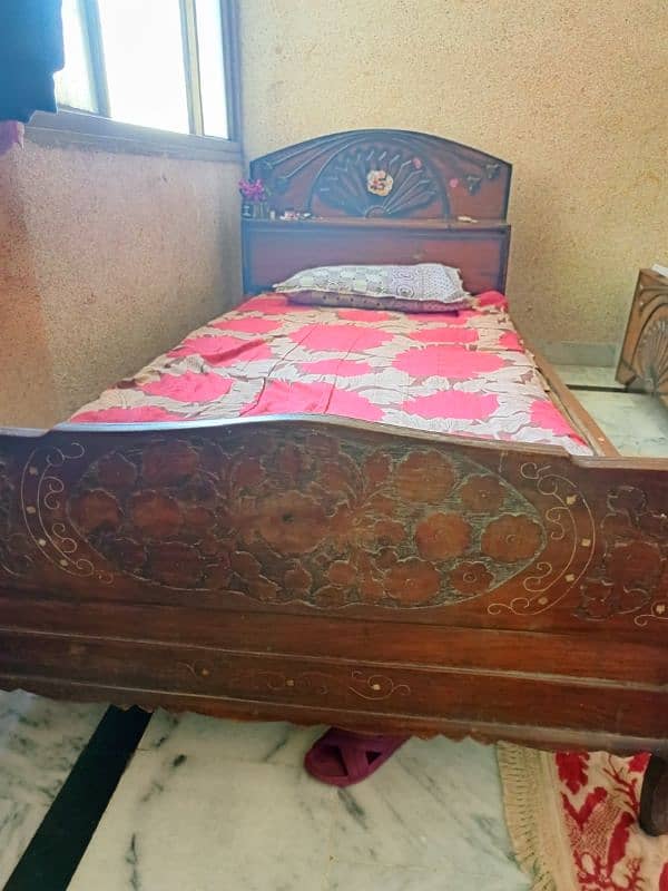 2 single bed Strong Heavy wood 1