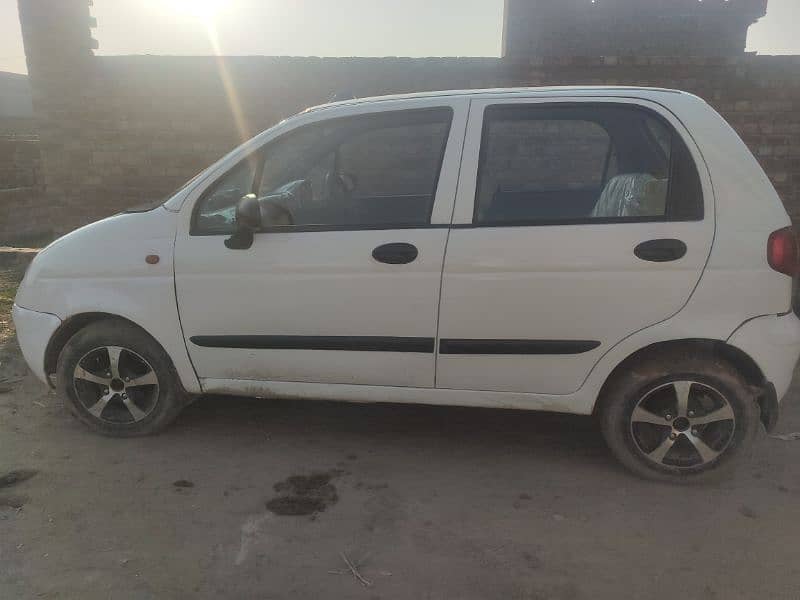 Chevrolet Exclusive 2004 better than mehran alto cultus 0