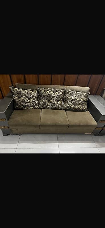 7 Seater Sofa 1