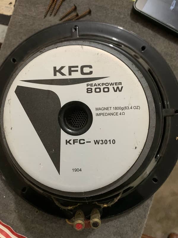 KFC woofer 1