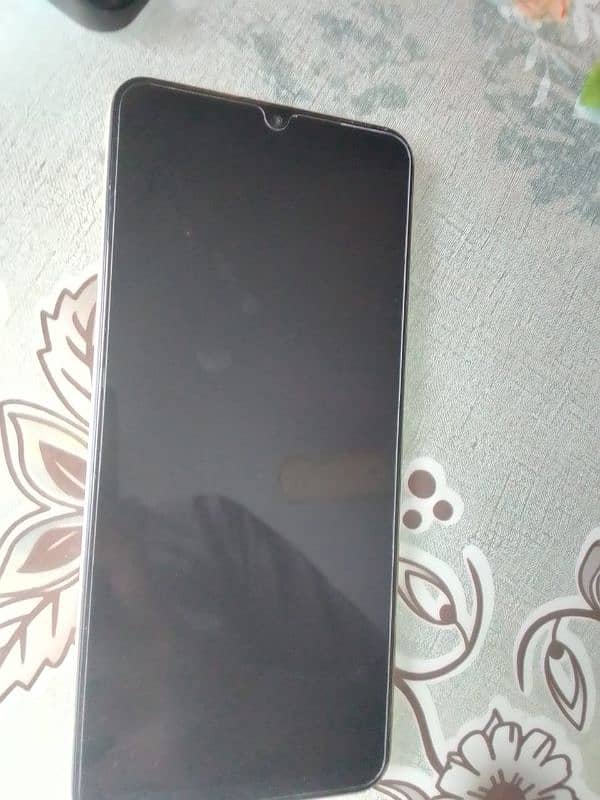 realme C61 ram 6 and 128gb 14