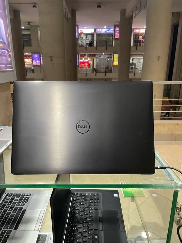 Dell Precision 5530 Ci7 8th 32GB 512GB 4GB 4K touch 2