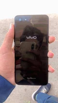 vivo y87 for sell urgently 4 64