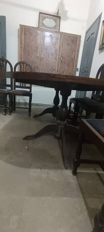 Dinning Table and Chairs 3