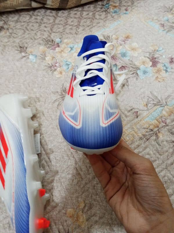 imported from UK brand new shoes f50 and no use 5