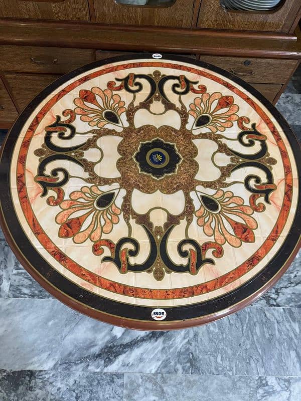 boss full size round table 0