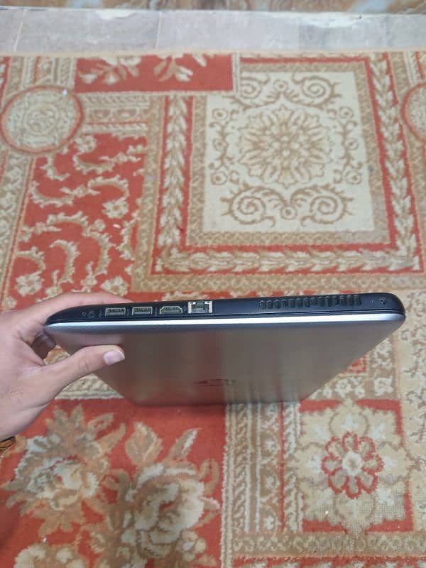 Hp Notebook Core I3 5th in A+ Condition with it's Original Charger 11