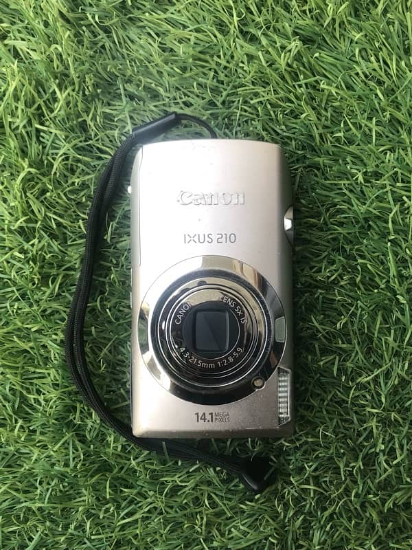 Canon IXUS 210 / Point and Shoot Camera 2