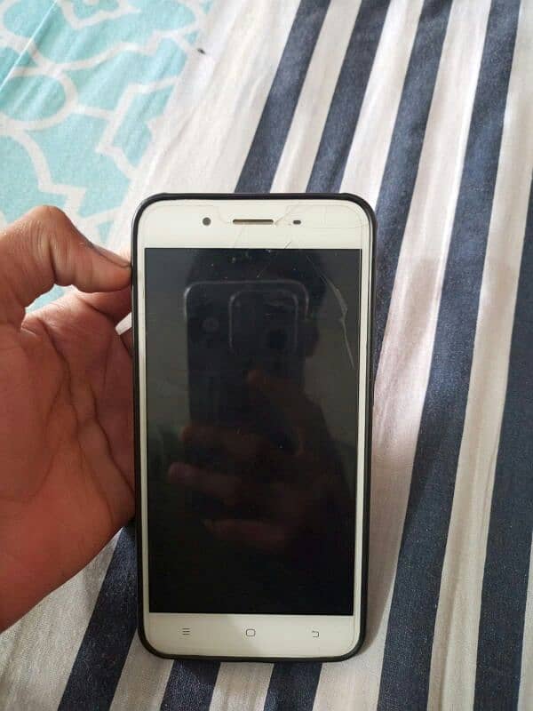 Vivo Y66 for sell 3