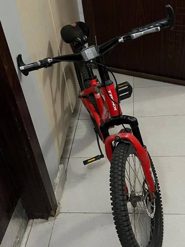 mountain cycle company name TRINX 7