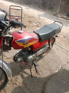 Honda 70 . mob 03423434781