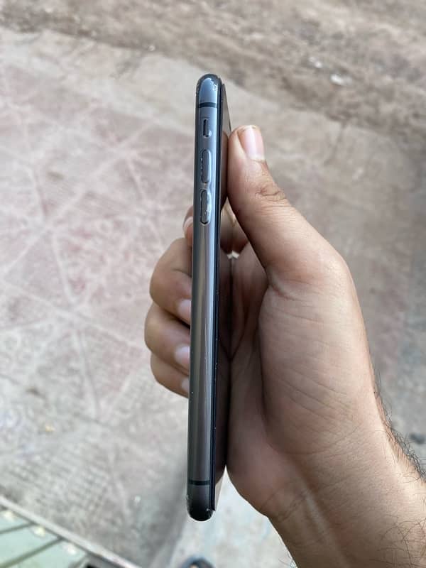 Iphone 11 non pta 1