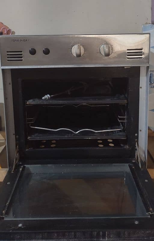 StoneGas oven for sale 9/10 condition 2