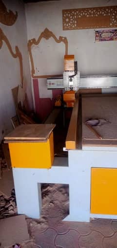 CNC MACHINE NEW CONDITION NO REPAIR 4 AXIS