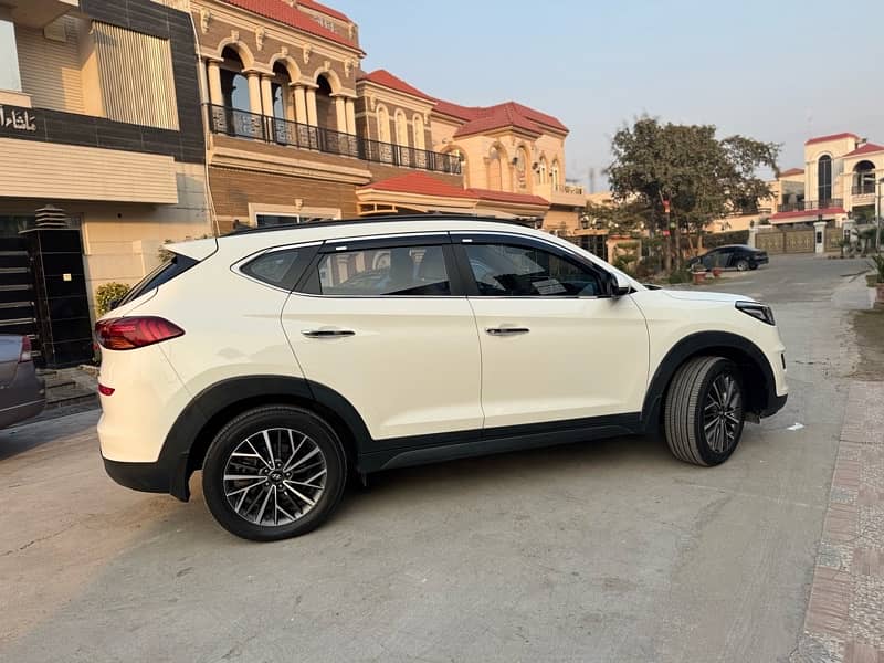 Hyundai Tucson 2021 12