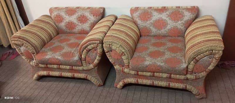 5 seater sofa set in good condition 3