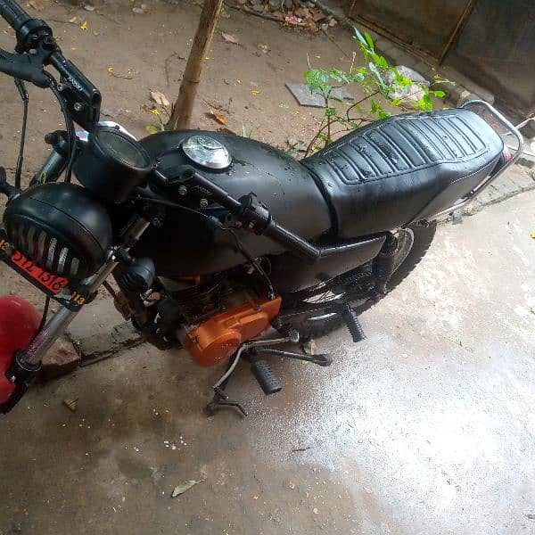 super star company 125 deluxe ki Coby hai 1