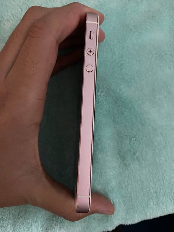 IPhone SE 1st generation pta approved for sale 3