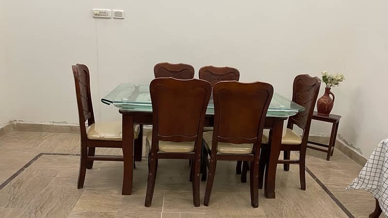 6 Seater Dining Table 4