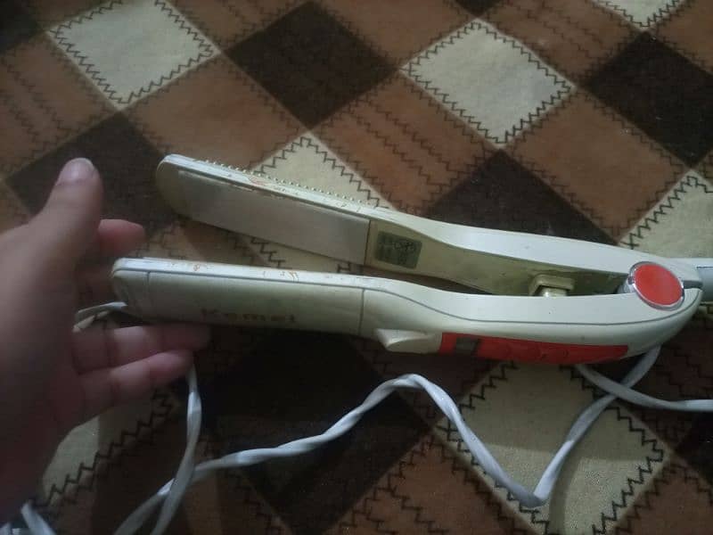 straightener kemei model 1282 6