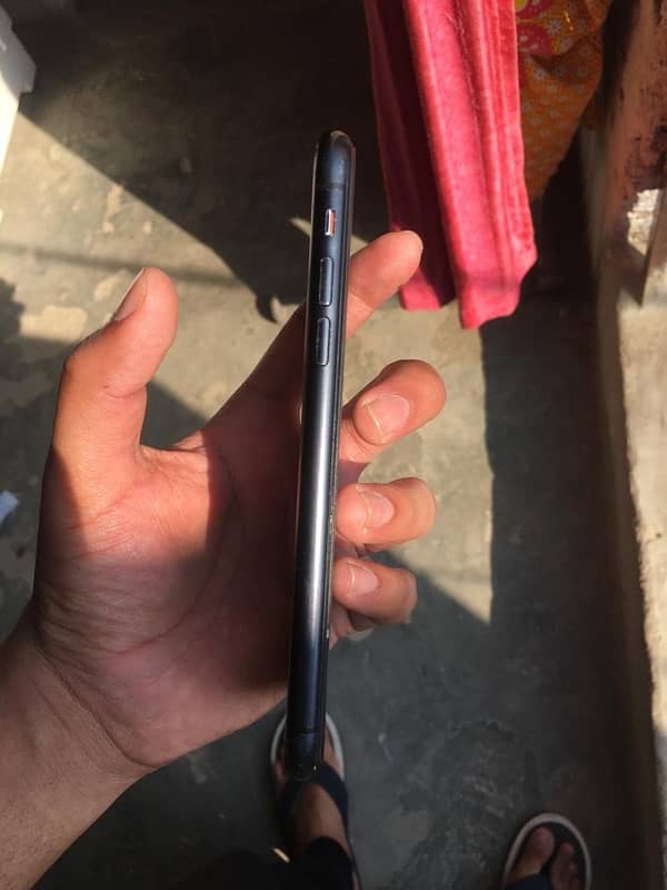 iPhone XR PTA approved 1