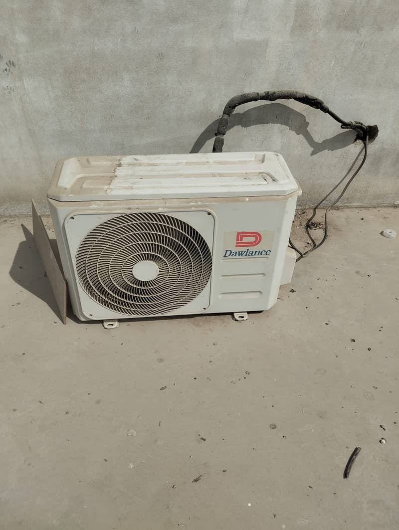 Dawlance AC Enercon 1.5 Ton DC Inverter - Good Condition 4