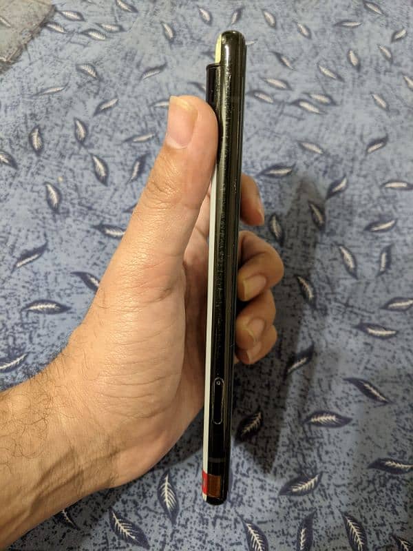 Google Pixel 6 10/10 condition 1