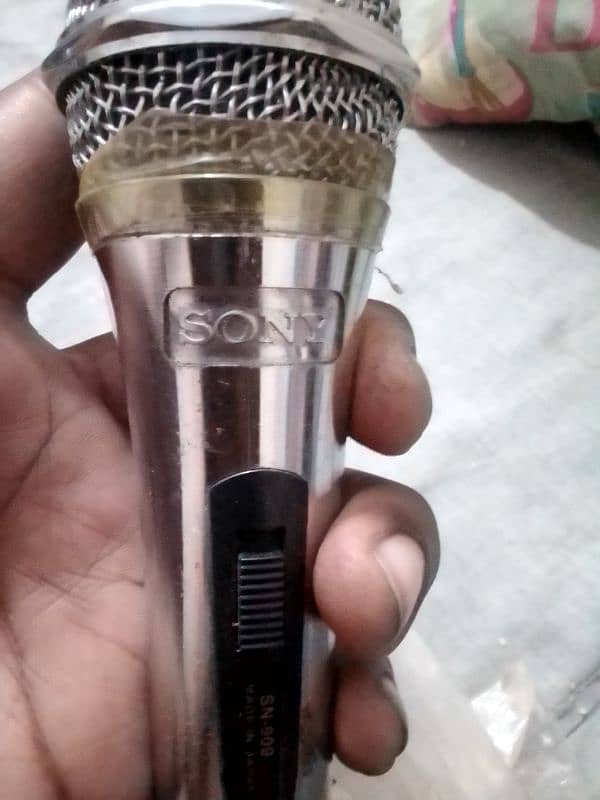 Sony original mic 10.10 condition 4