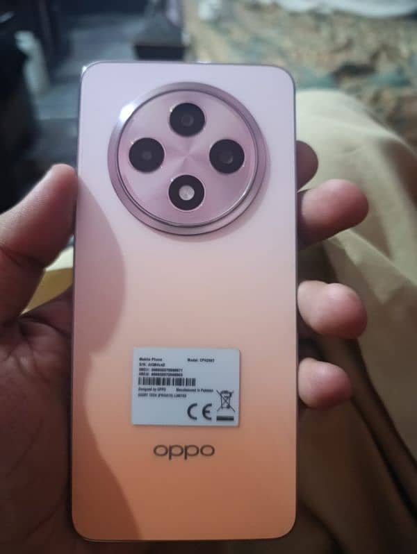 oppo Reno 12 F 8/256 GB 4