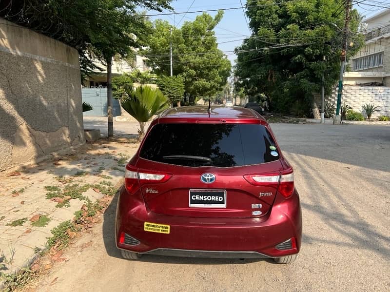 Toyota Vitz hybrid 1