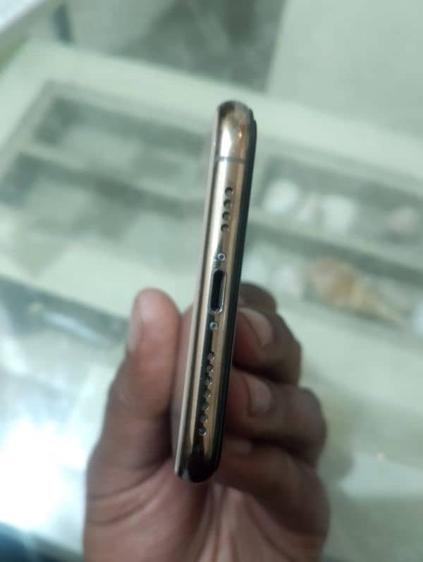 Iphone Xs Max 64GB Pta approved 4