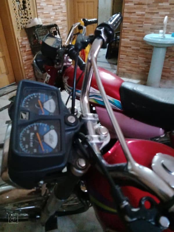 Honda 125 ( 20 modal 6