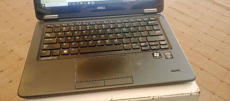 Dell Laptop core i7 5th generation 3